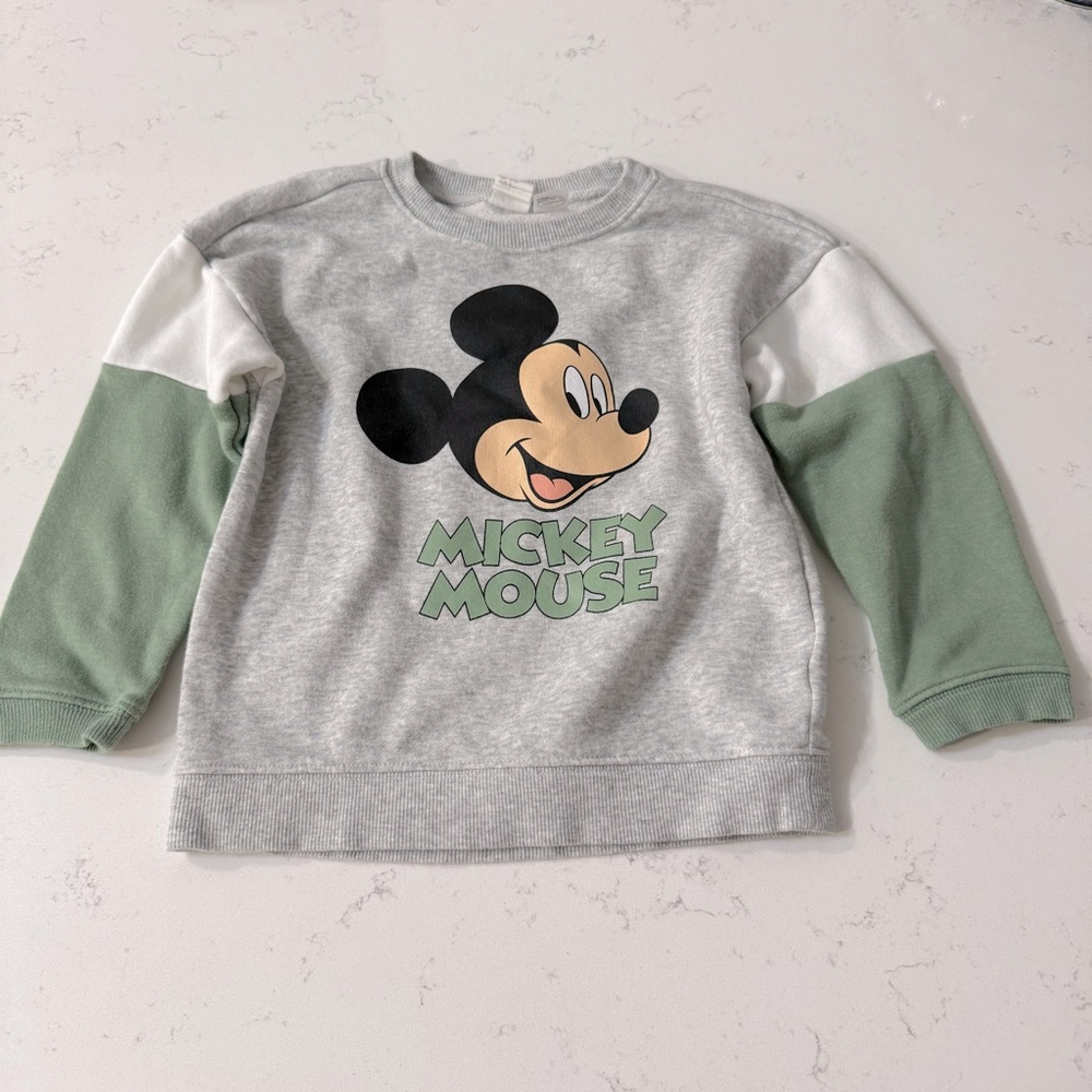 H&M Disney Mickey Mouse kids sweatshirt 3T